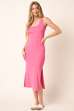 Load image into Gallery viewer, Slinky Ribbed Midi Dress
