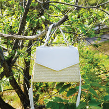 Load image into Gallery viewer, Coastal Straw Envelope Crossbody Bag White