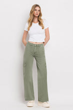 Load image into Gallery viewer, Olivia Wide Leg Cargo Jeans