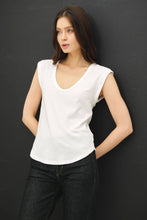 Load image into Gallery viewer, Top Notch Scoop Neck