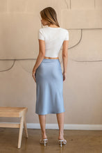 Load image into Gallery viewer, Free Falling Crop Top