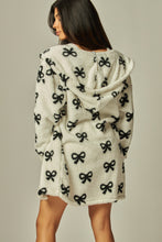 Load image into Gallery viewer, Cozy Fleece 3 Piece Pajama Set White