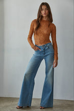 Load image into Gallery viewer, Jacquard Fishnet Layering Top