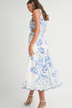 Load image into Gallery viewer, Scalloped Vacay Midi Dress