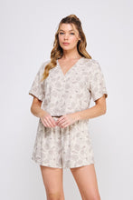 Load image into Gallery viewer, She Sells Sea Shells Crop Top