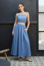 Load image into Gallery viewer, Beachin' Crop Top Blue