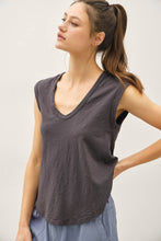 Load image into Gallery viewer, Top Notch Scoop Neck