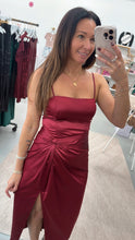 Load image into Gallery viewer, Fancy Twist Midi Dress