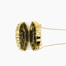 Load image into Gallery viewer, Marina Seashell Clutch Bag