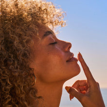 Load image into Gallery viewer, Poppy & Pout Lip Scrub