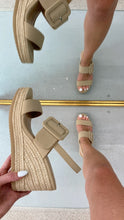 Load image into Gallery viewer, Brooke Wedges
