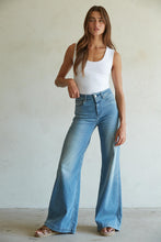 Load image into Gallery viewer, Upscale your Look Top