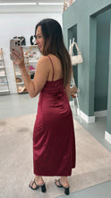 Load image into Gallery viewer, Fancy Twist Midi Dress