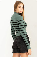 Load image into Gallery viewer, Classy Babe Ribbed Crop Top