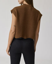 Load image into Gallery viewer, Taylor Scallop Hem Knitted Vest
