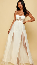Load image into Gallery viewer, High Class Maxi Dress Ivory
