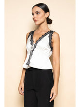 Load image into Gallery viewer, Fine Taste Lace Top