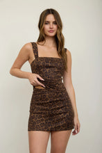 Load image into Gallery viewer, Wild Side Crop Top