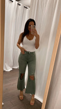 Load image into Gallery viewer, 90's Vintage Crop Flare Army Green
