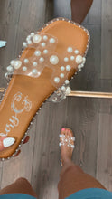 Load image into Gallery viewer, Pearl Studded Sandals