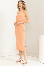 Load image into Gallery viewer, Hazy Dreams Sleeveless Midi Dress Peach
