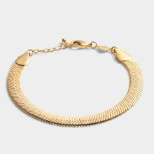 Load image into Gallery viewer, Ciana Large Snake Chain Bracelet
