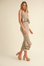 Load image into Gallery viewer, Knitted Dreams Ruffe Skirt