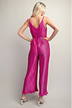 Load image into Gallery viewer, Pleated Style Jumpsuit