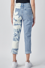 Load image into Gallery viewer, This or That Mom Jeans