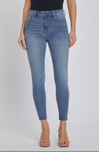 Load image into Gallery viewer, Give The Way Skinny Jeans