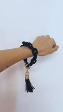 Load image into Gallery viewer, Chain Link Bangle Keychain