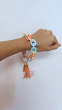 Load image into Gallery viewer, Chain Link Bangle Keychain