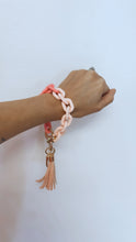 Load image into Gallery viewer, Chain Link Bangle Keychain