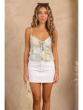 Load image into Gallery viewer, Airy Palm Crop Top
