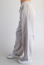 Load image into Gallery viewer, Hampton Hideaway Pants
