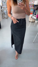 Load image into Gallery viewer, Peyton Midi Skirt Black
