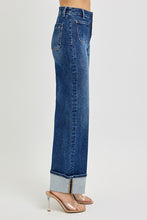 Load image into Gallery viewer, Ashley High Rise Cuffed Jeans
