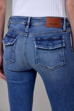 Load image into Gallery viewer, Happi Mid Rise Jeans
