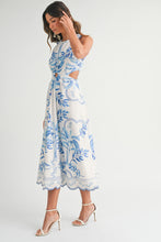 Load image into Gallery viewer, Scalloped Vacay Midi Dress
