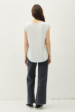Load image into Gallery viewer, Effortless Scoop Neck Top
