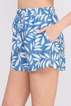 Load image into Gallery viewer, Palm Beach Shorts
