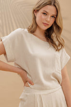 Load image into Gallery viewer, Boxy Cut Linen Crop Top
