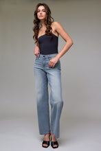Load image into Gallery viewer, Logan Mid-Rise Dad Jean Grey
