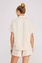 Load image into Gallery viewer, Easy Breezy Button Down Top
