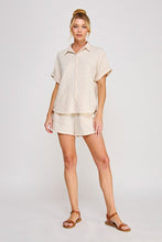 Load image into Gallery viewer, Easy Breezy Button Down Top
