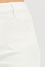Load image into Gallery viewer, Scallops In Spring High Rise Shorts
