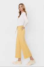 Load image into Gallery viewer, Sweet Sunshine Cropped Jeans
