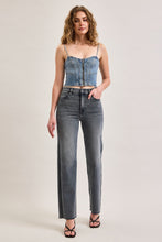 Load image into Gallery viewer, Slate &amp; Style Dad Jeans
