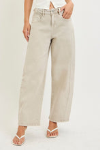Load image into Gallery viewer, Lazy Day Barrel Jeans
