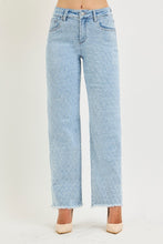 Load image into Gallery viewer, Feel The Vibe Straight Leg Jeans

